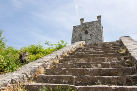 Ostatnim miejscem widokowym jest Wieża Derencourt wybudowana w 1851 roku.